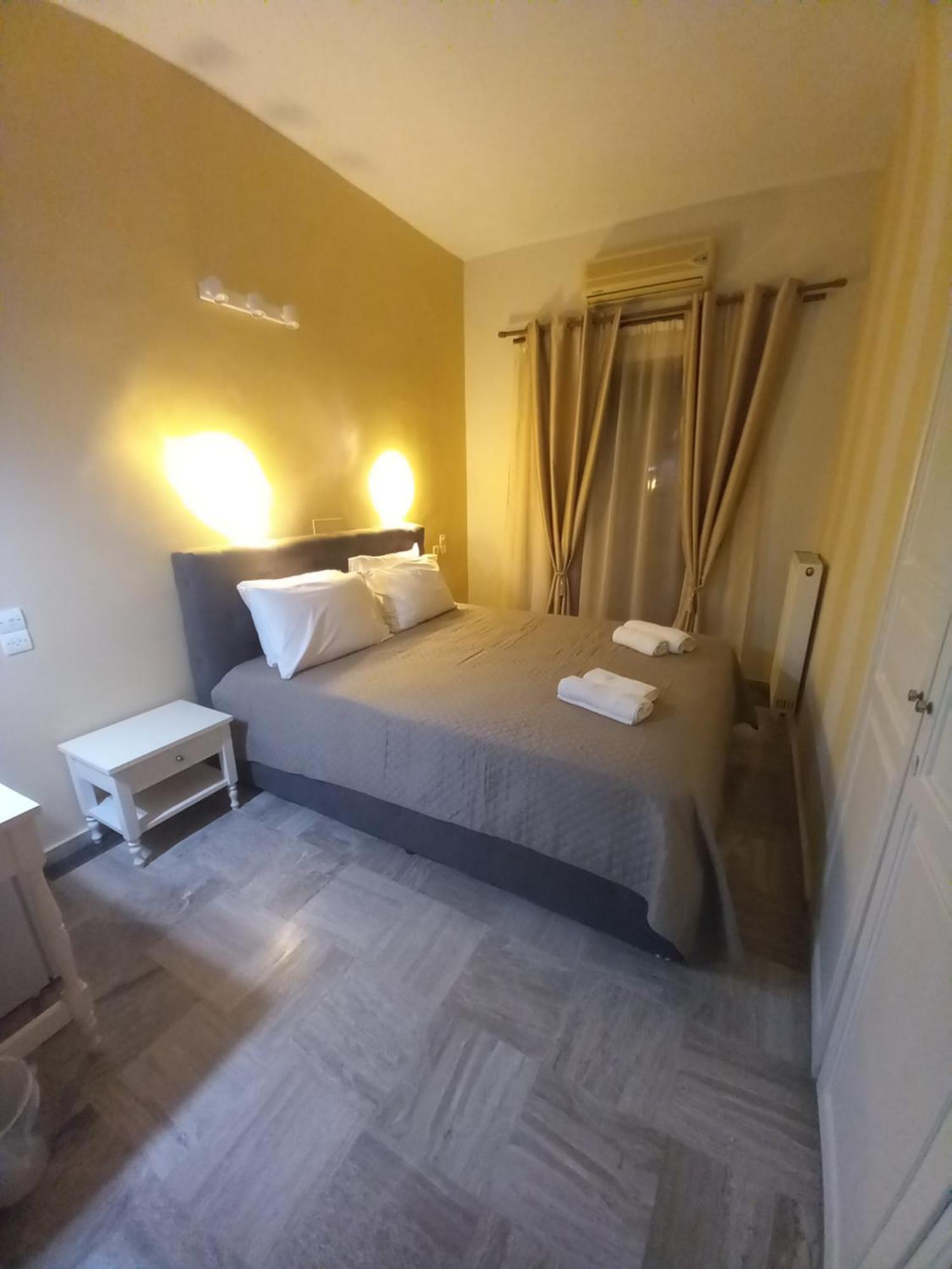 Hermes Hotel Mithimna Ngoại thất bức ảnh